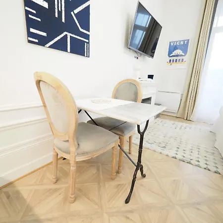 Le Palais Des Parcs - Chic - Centre - Face Au Parc * ヴィシー