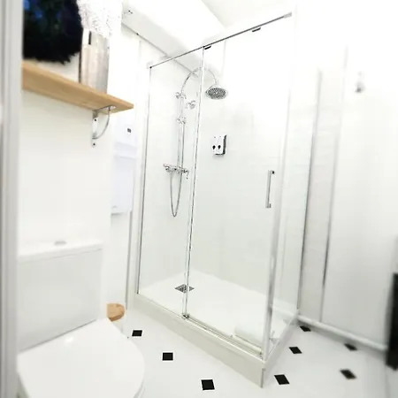 Le Palais Des Parcs - Chic - Centre - Face Au Parc Apartamento Vichy